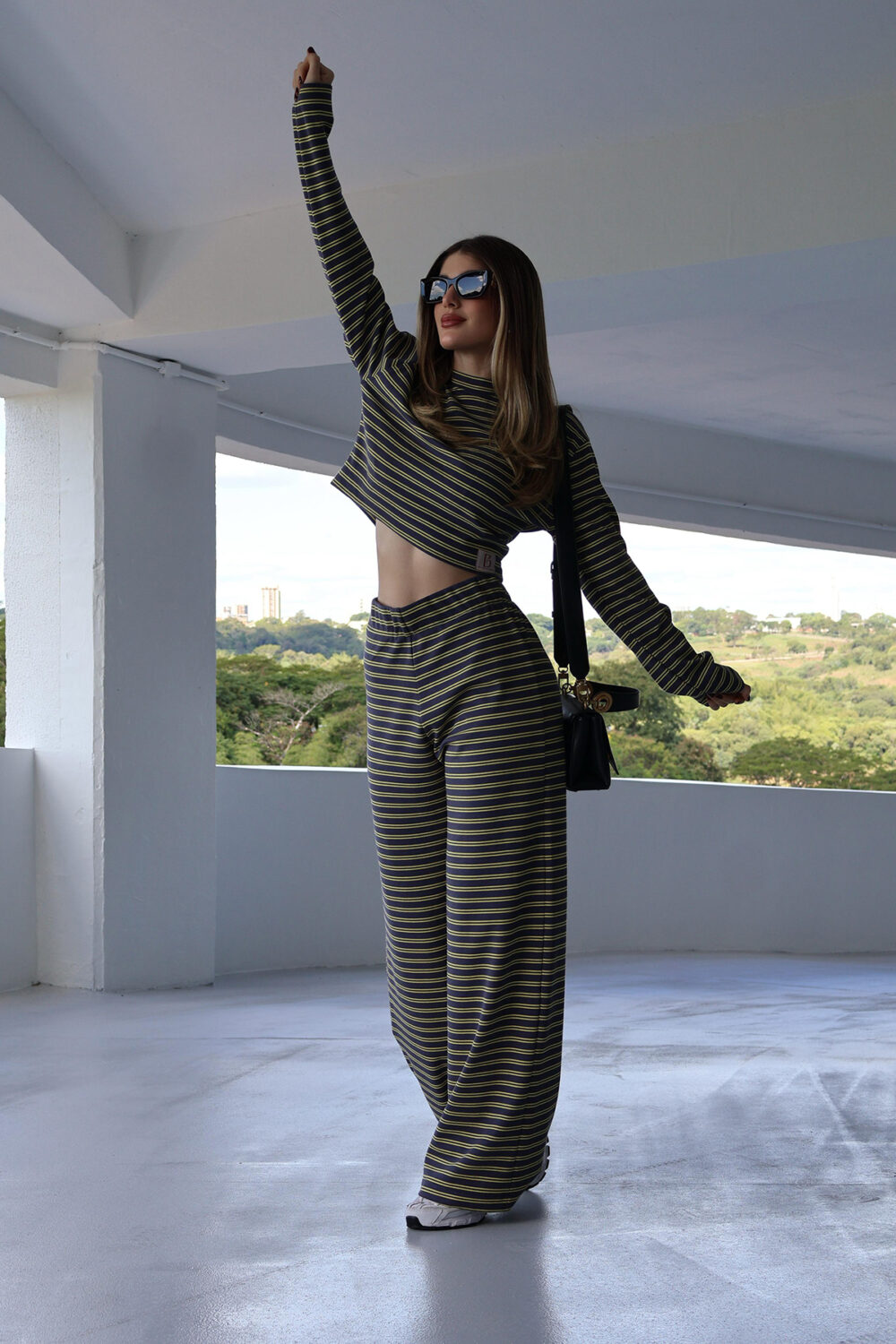 Suéter y Pantalón Luz - Image 2